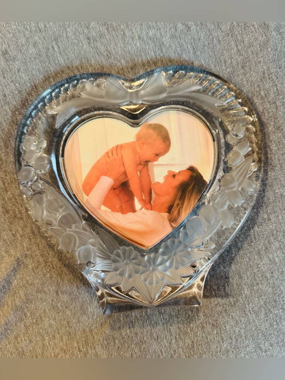 Clear Crystal Heart Photo Frame